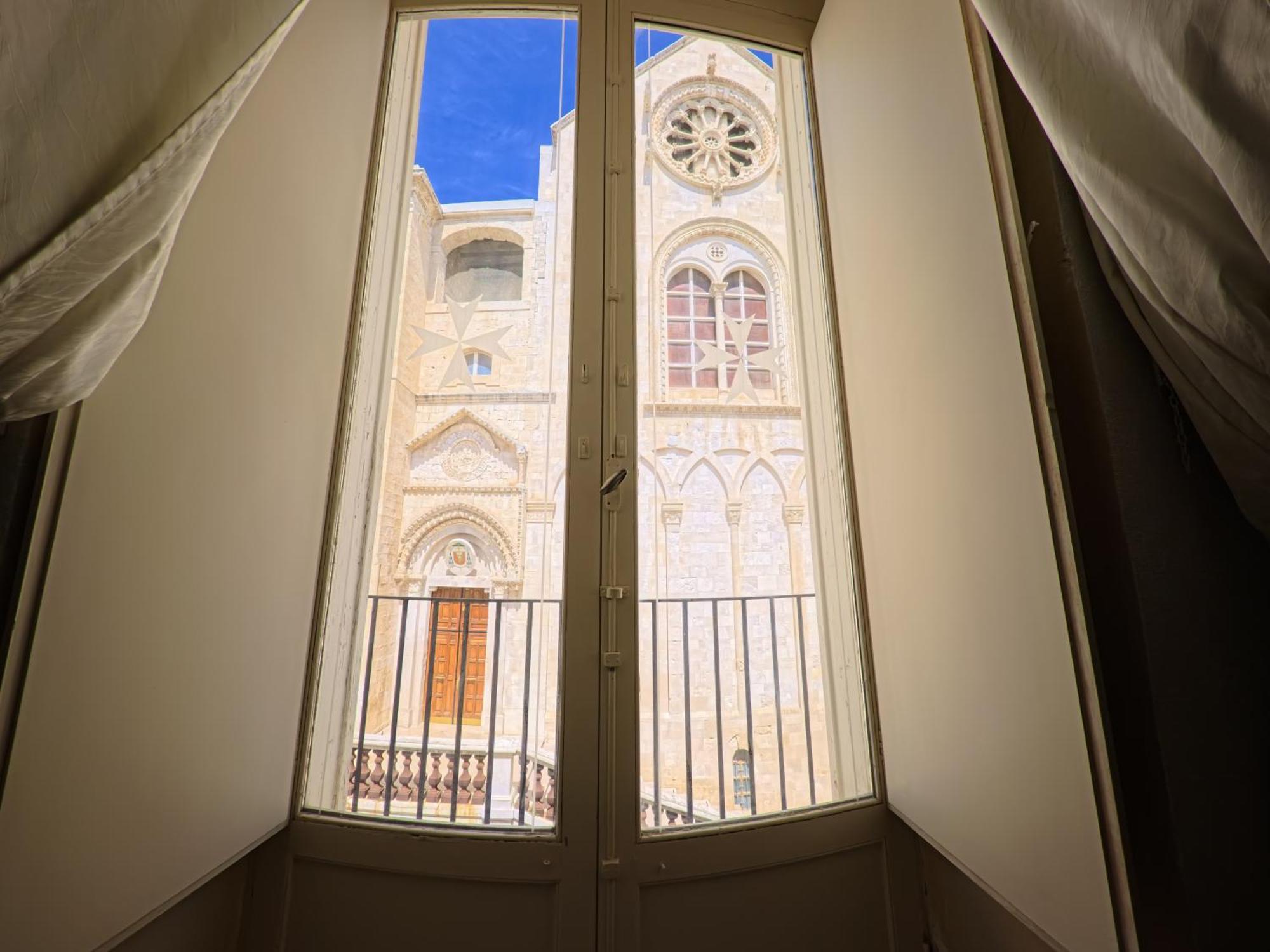 Palazzo Framarino Dei Malatesta - Noble Floor - XIV Century Giovinazzo Bagian luar foto