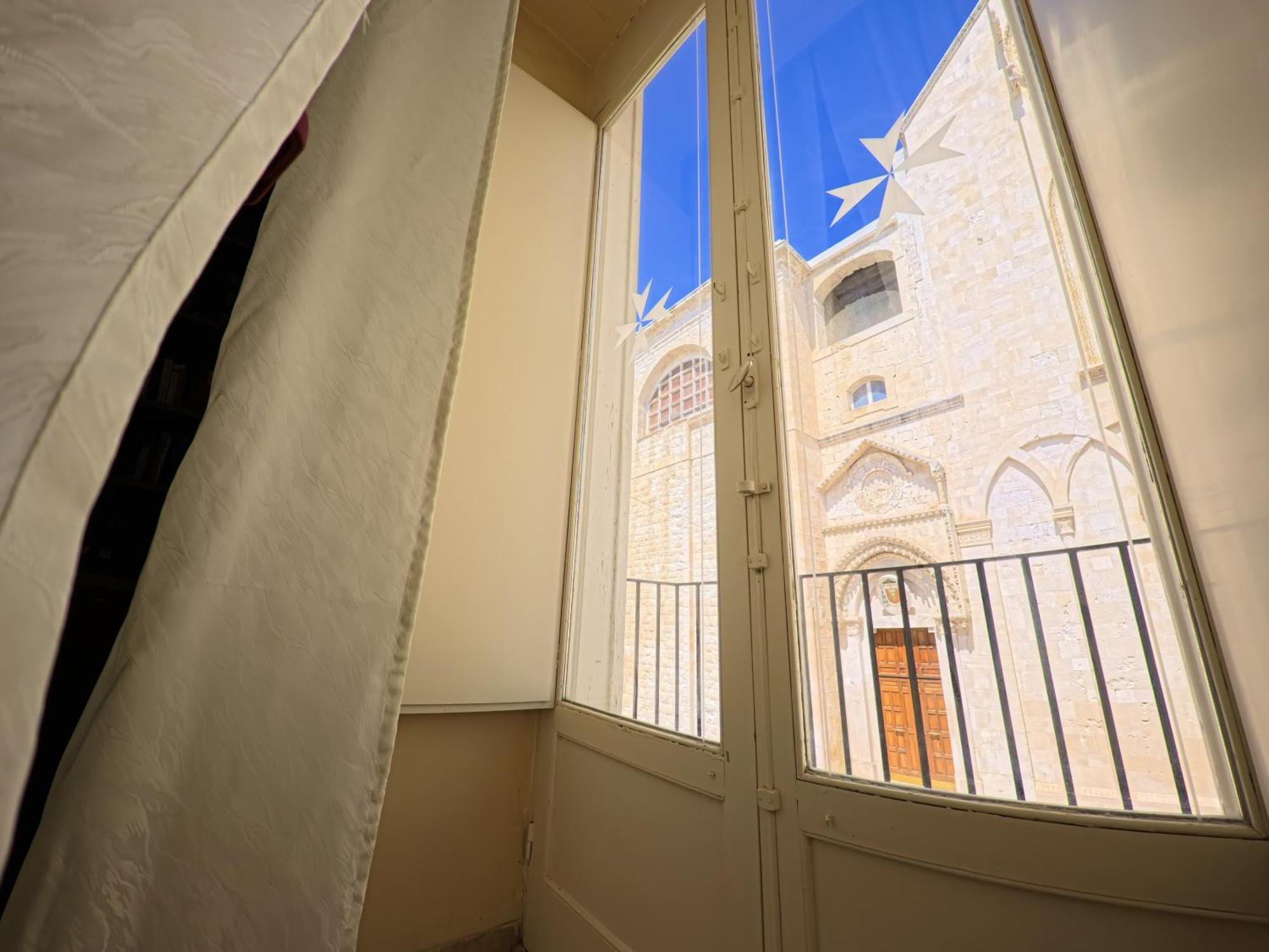 Palazzo Framarino Dei Malatesta - Noble Floor - XIV Century Giovinazzo Bagian luar foto