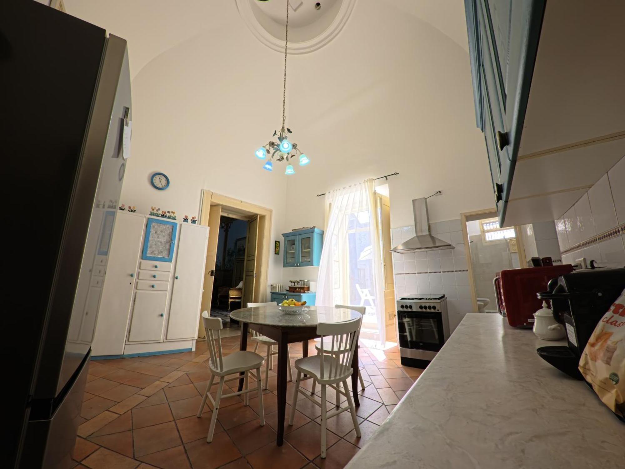 Palazzo Framarino Dei Malatesta - Noble Floor - XIV Century Giovinazzo Bagian luar foto