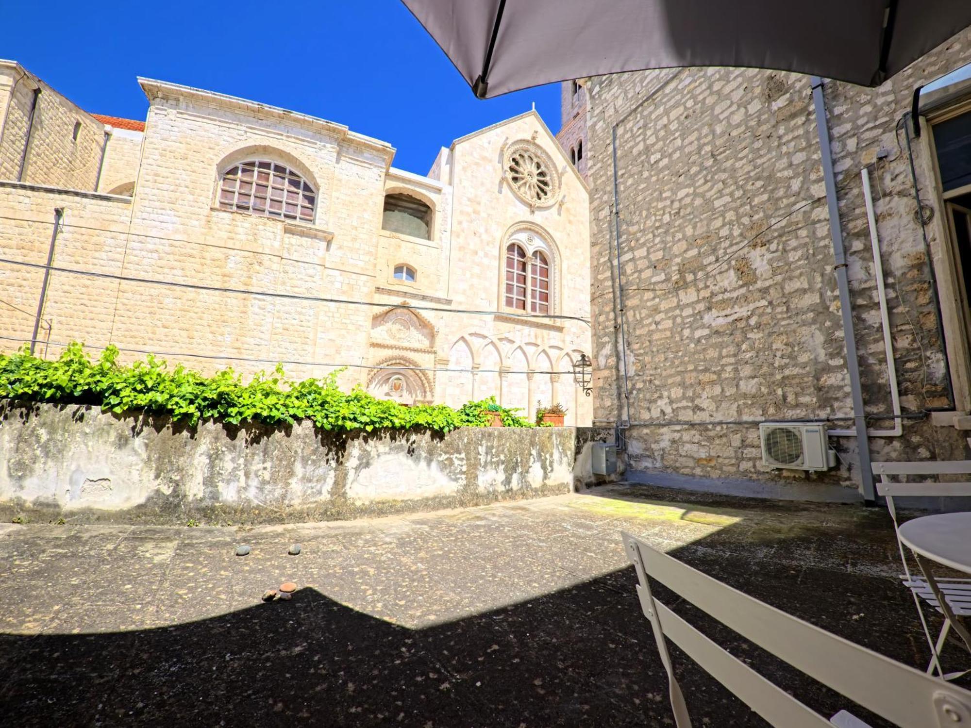 Palazzo Framarino Dei Malatesta - Noble Floor - XIV Century Giovinazzo Bagian luar foto